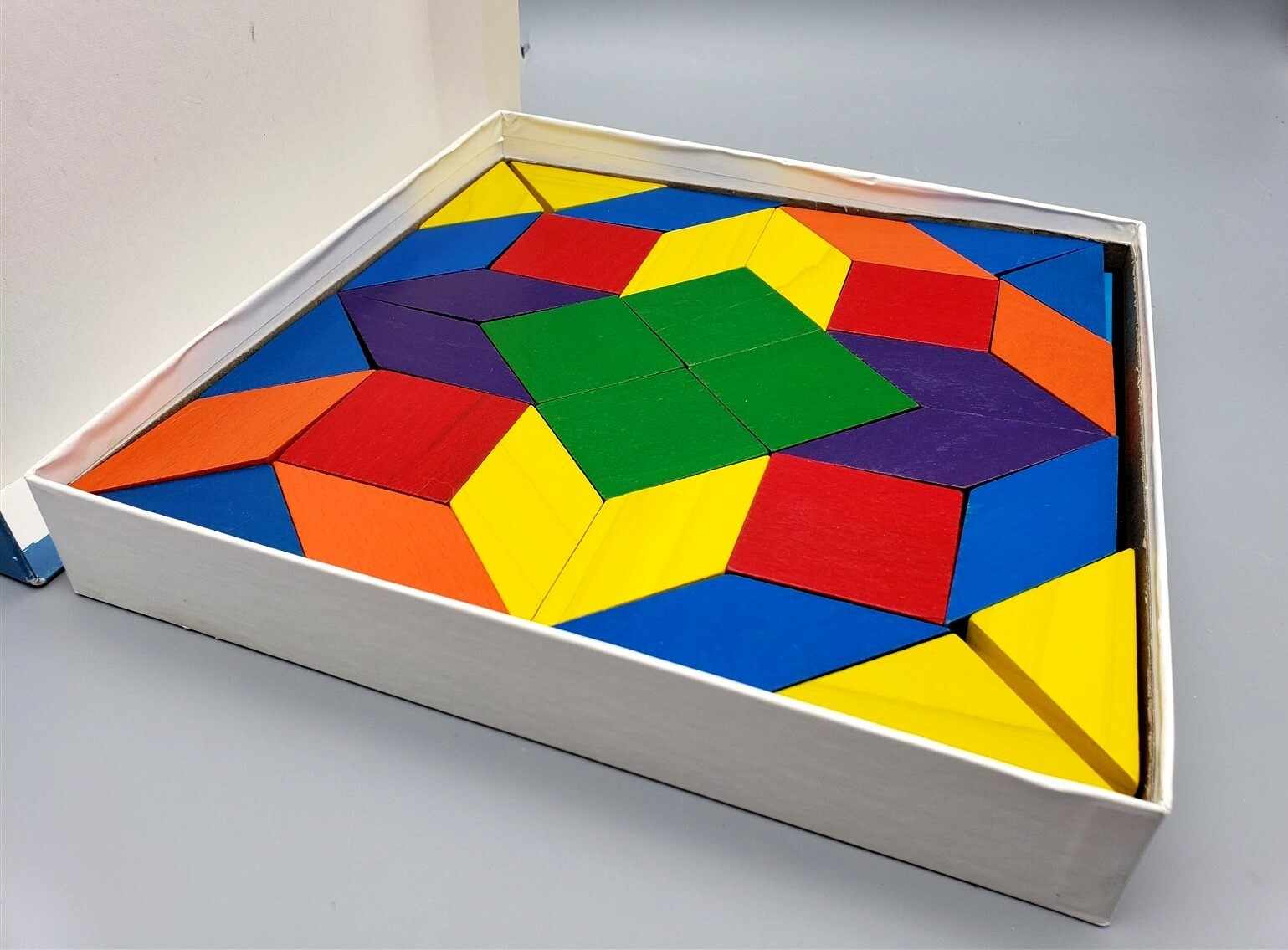 Wooden Parquertry Blocks Learning Resources