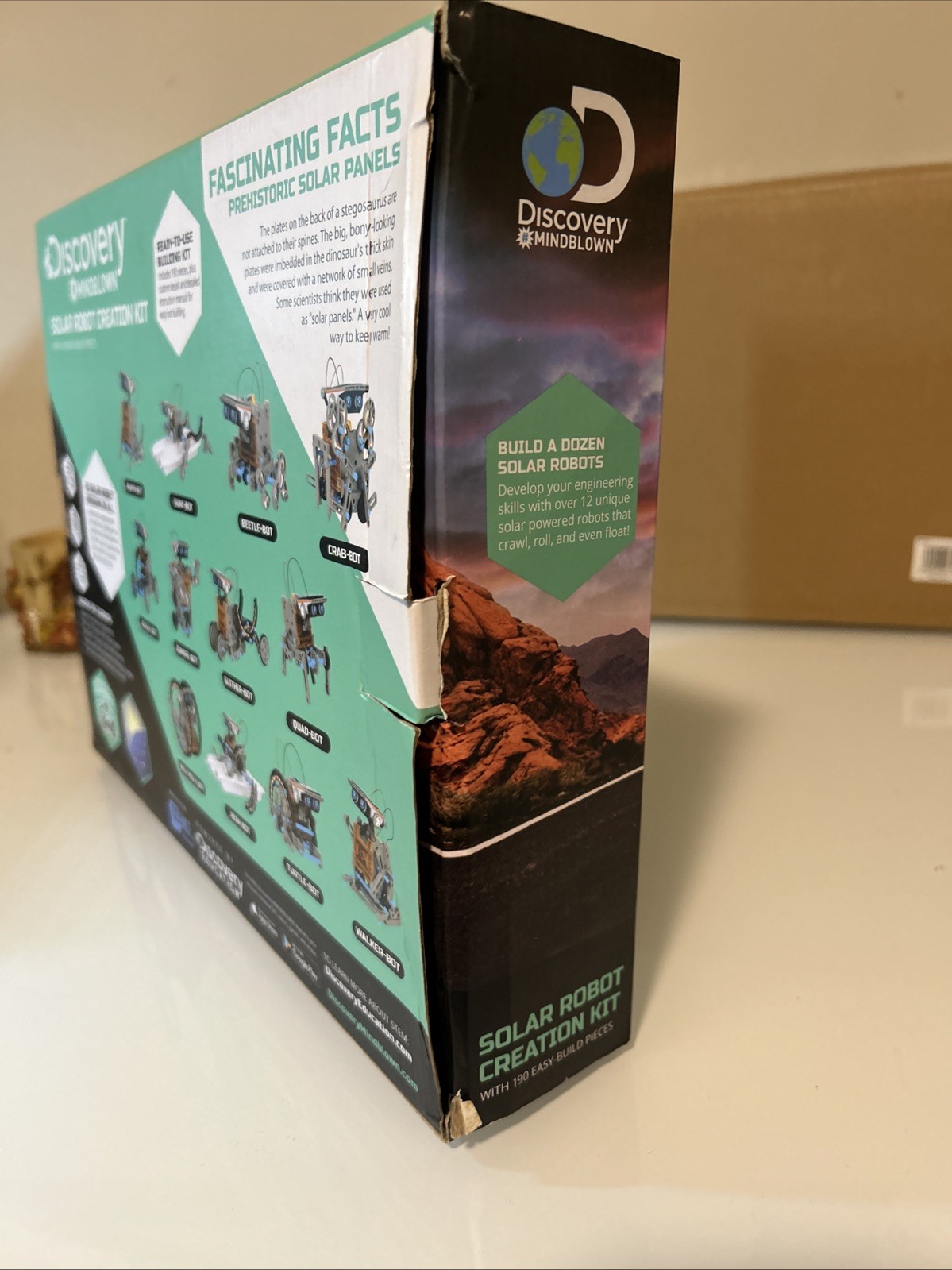Discovery Mindblown Solar Robot Creation Kit STEM 12 in 1 190 Pcs Kids DIY