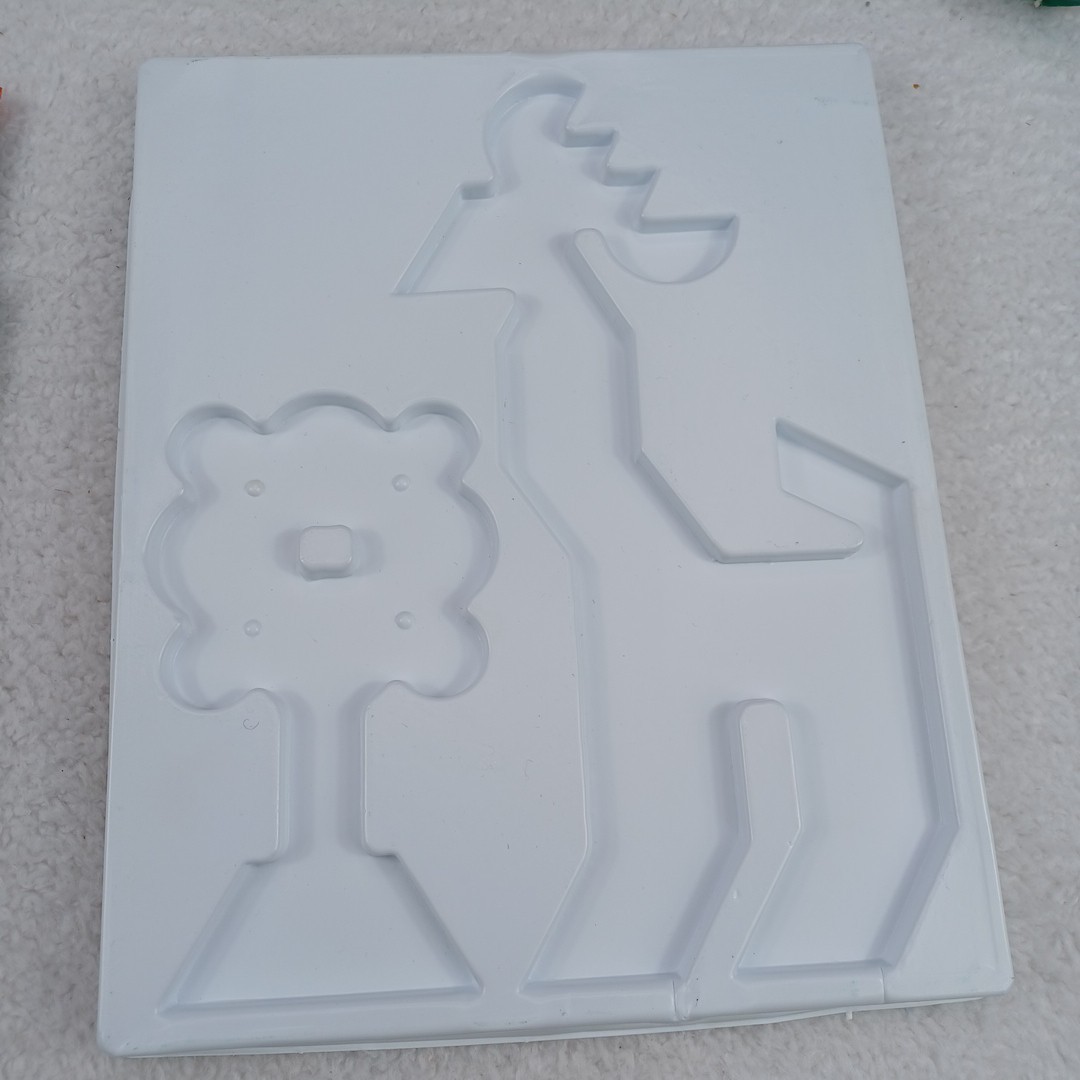 Super Mind Basic Edition Design Shapes Activity Puzzle Cards STEM Incomplete