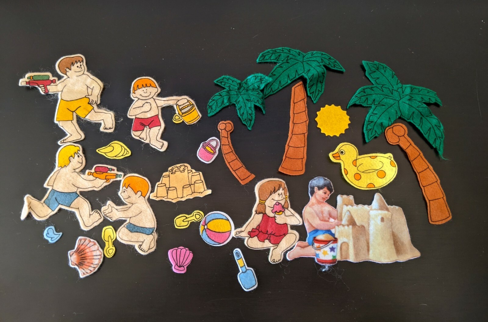 Little Folks Visuals Felt Play Scenes 3 Sets Rain Forest, Dinosaurs, Beach