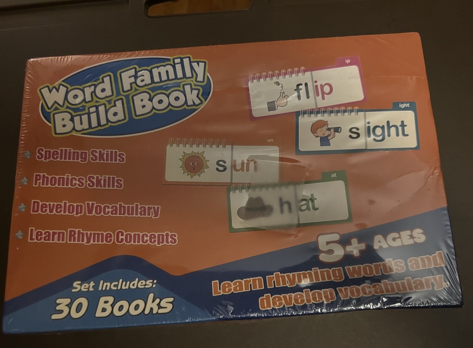 NEW -Word Family Build Book 30 Books Ages 5+ Rhyming Words Vocabulary & Spelling