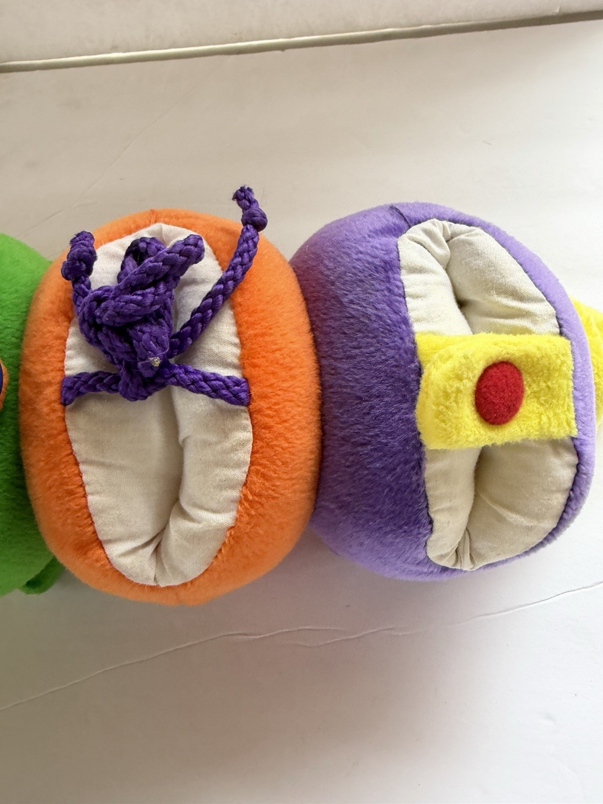 21″ Caterpillar Dress-A-Pillar Plush Learning Toy Button Zip Snap Discovery Toys
