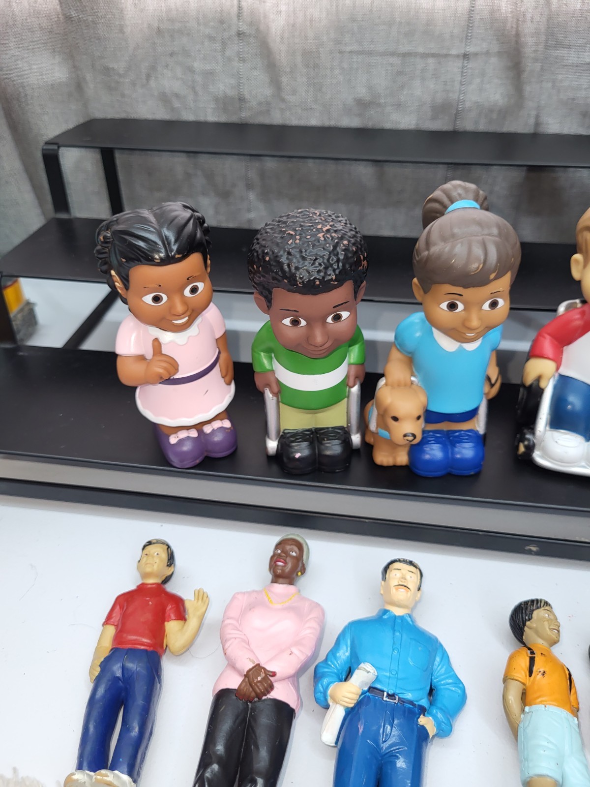Lakeshore Education VTG PVC & Plastic Toy Block Play People Figures Lot of 12