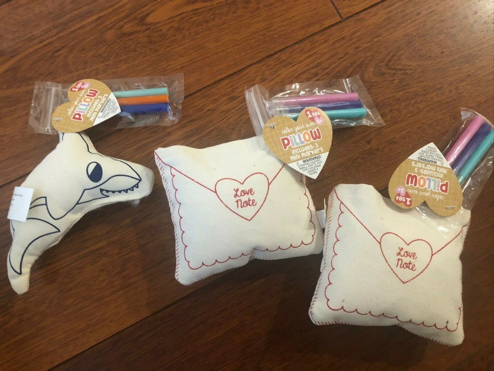 NEW COLOR YOUR OWN PILLOW arts and crafts MARKER SET valentines GIFTS toys KIDS