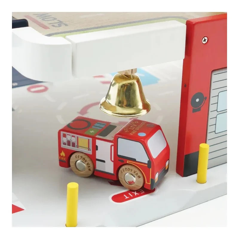 Le Toy Van Fire & Rescue Garage Set Wooden Toy Fire Engine Helicopter 15.7″