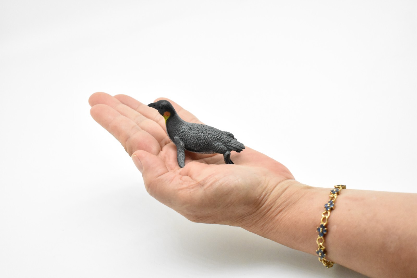 Penguin, Emperor, Swimming, Very Nice Rubber Reproduction 3″ F1111 B203