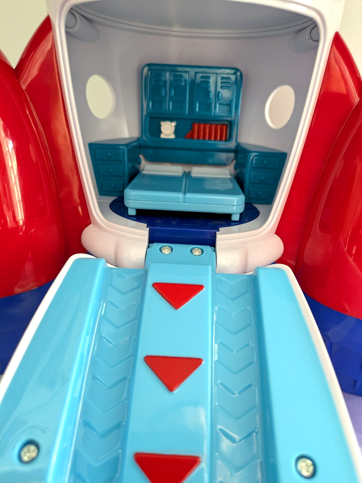 Lakeshore Educational Play & Explore Rocket Ship with Astronaut No Rover