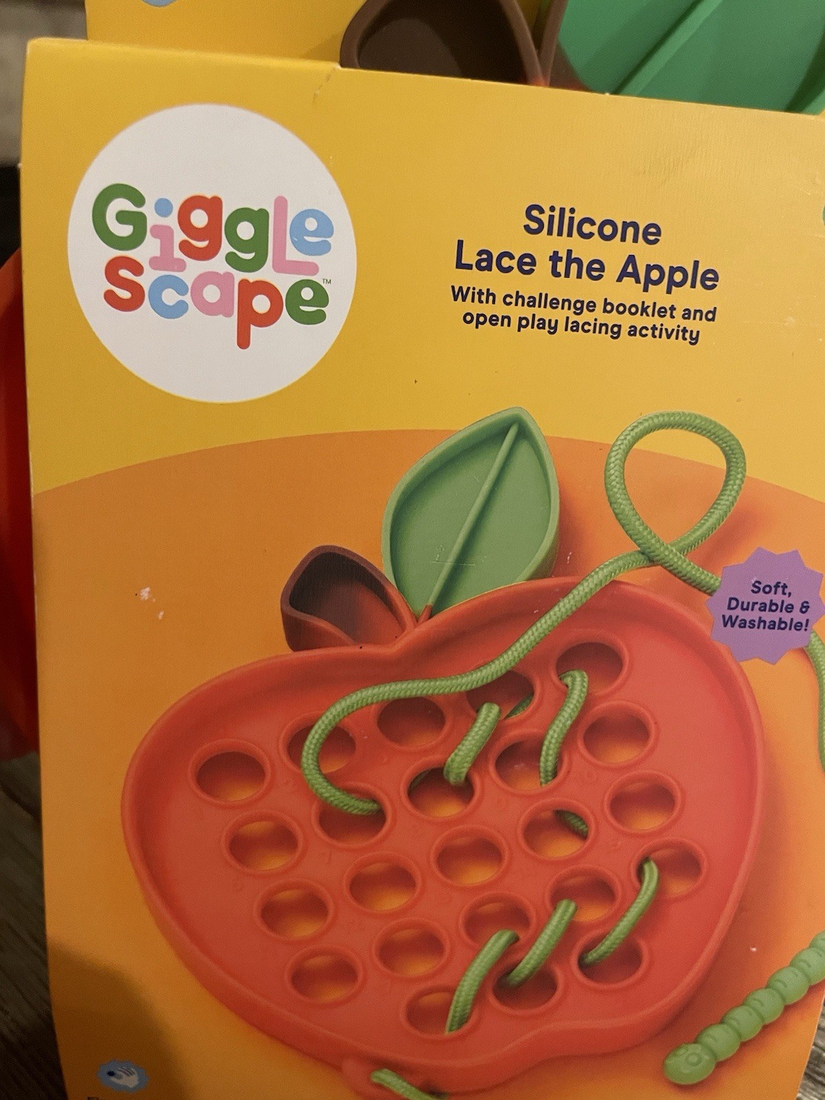 Gigglescape Silicone Lace the Apple 40 Challenges For Unisex Kids Age 3+