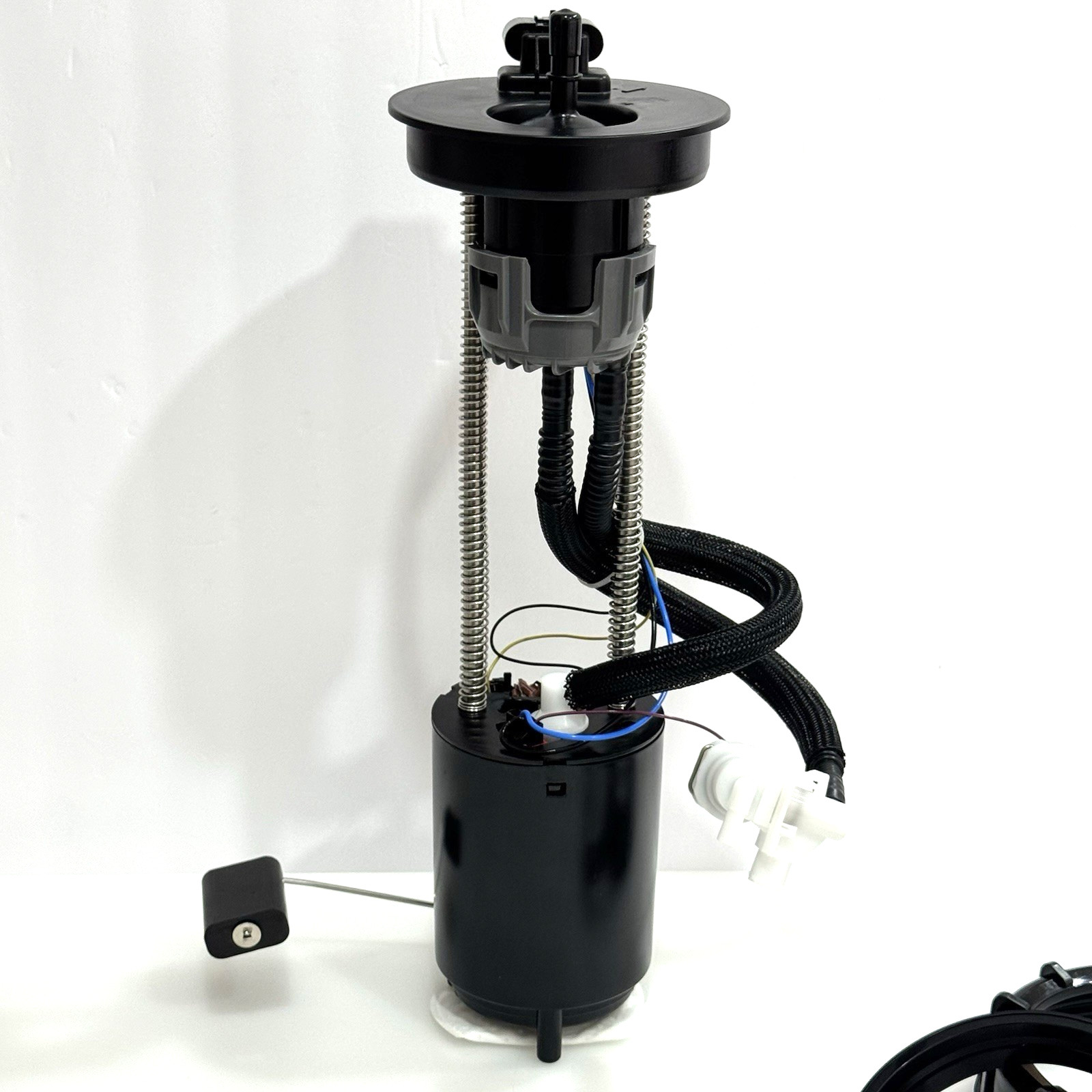 Sea-Doo Fuel Pump Assembly 275500996 GTI GTR GTX RXP RXT Spark 130 170 230 300
