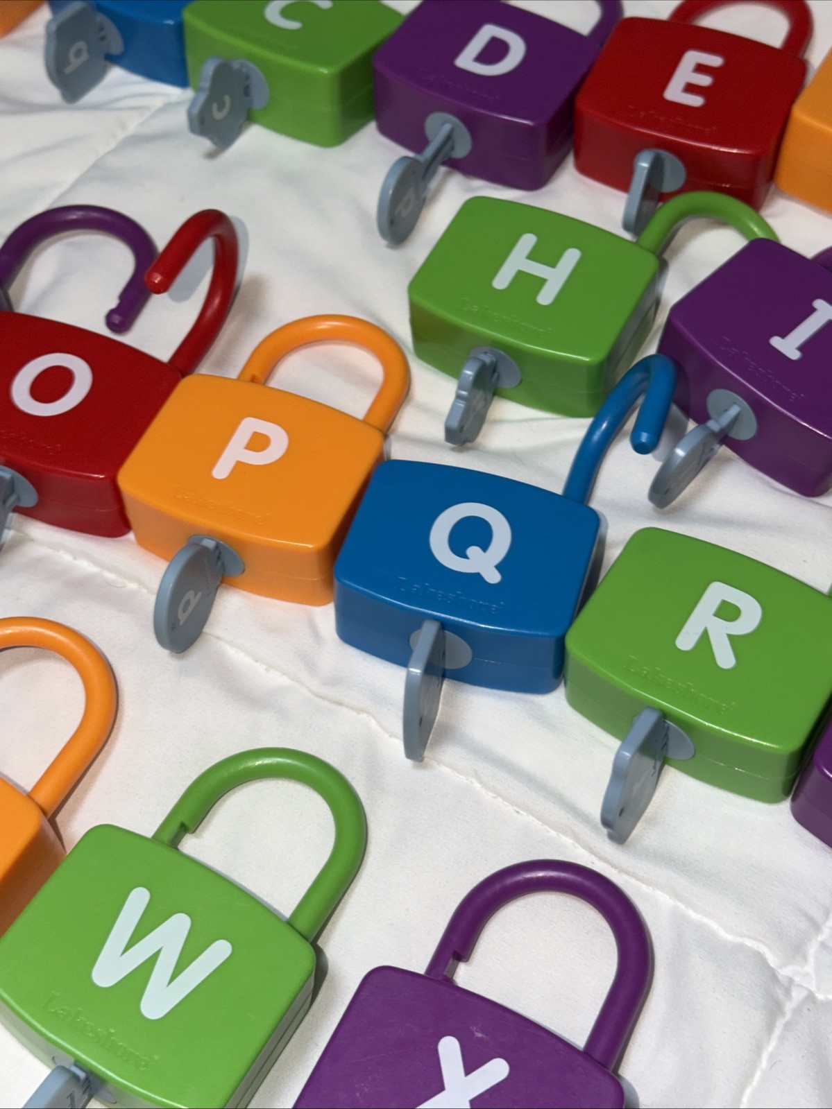 LAKESHORE ALPHABET LEARNING LOCKS WITH KEYS-Upper + Lowercase match *See Details
