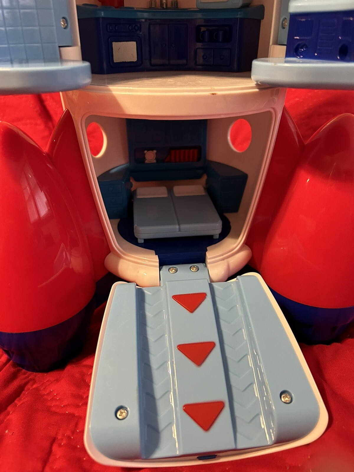Lakeshore Rocket Ship Learn and Play Explorations with Astronauts No Rover