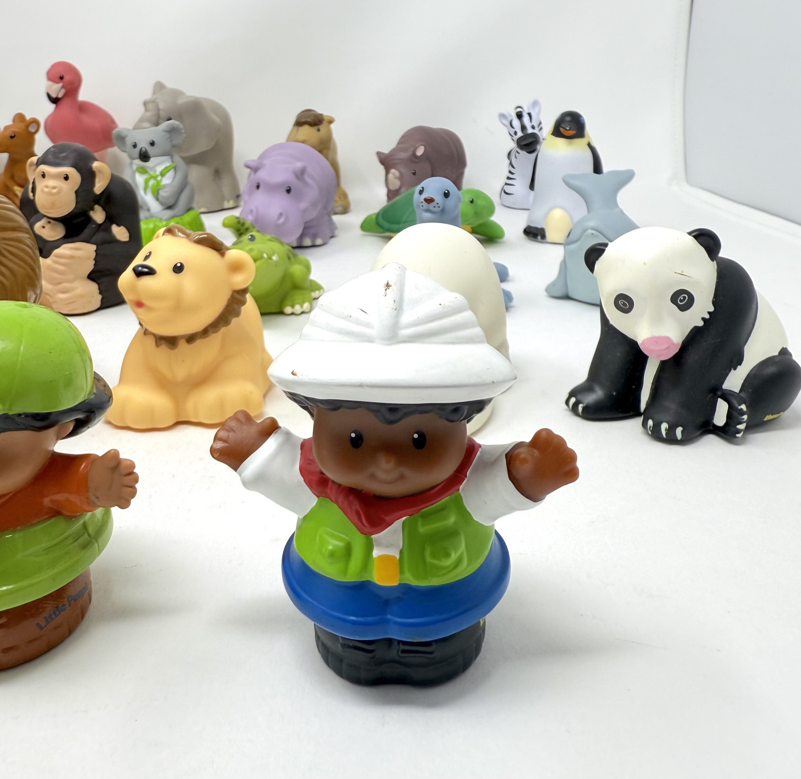 Little People ZOO TALKERS ANIMALS – Panda Kangaroo Tiger Turtle Flamingo Monkey