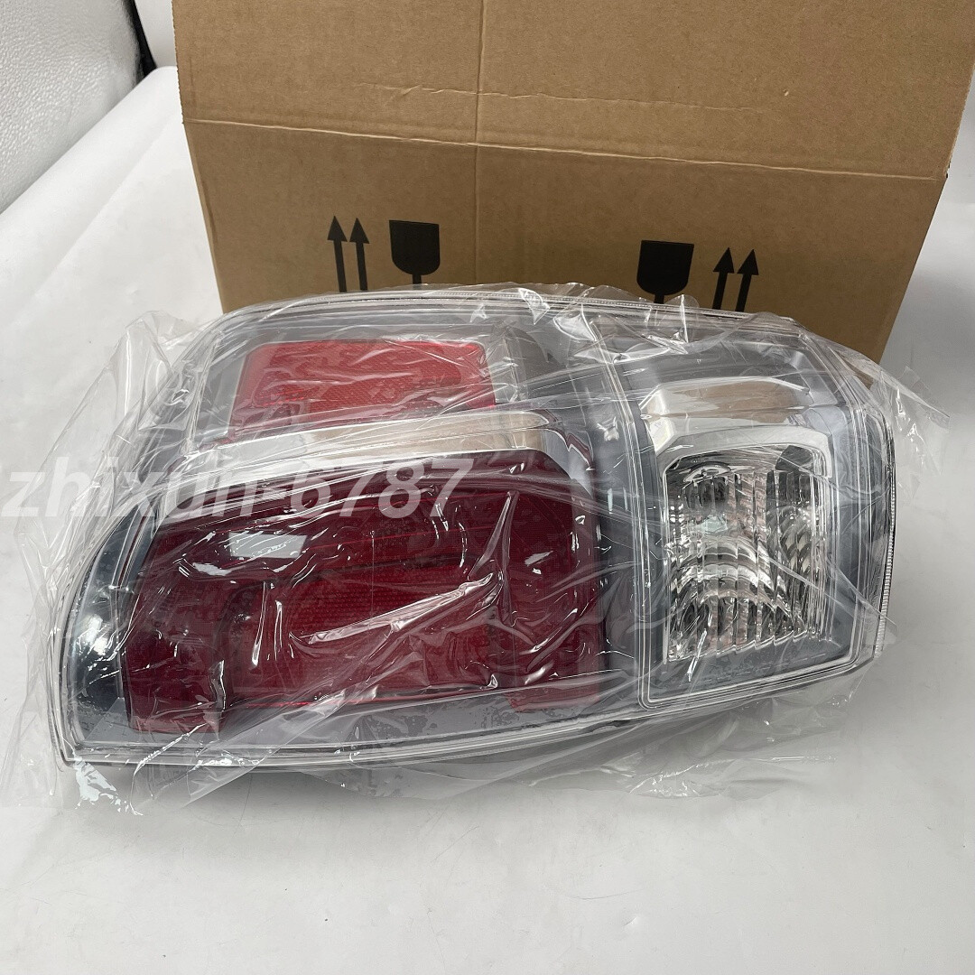 2020-2021 Toyota Tacoma Tail Light Assembly Right Passenger Side 81550-04210