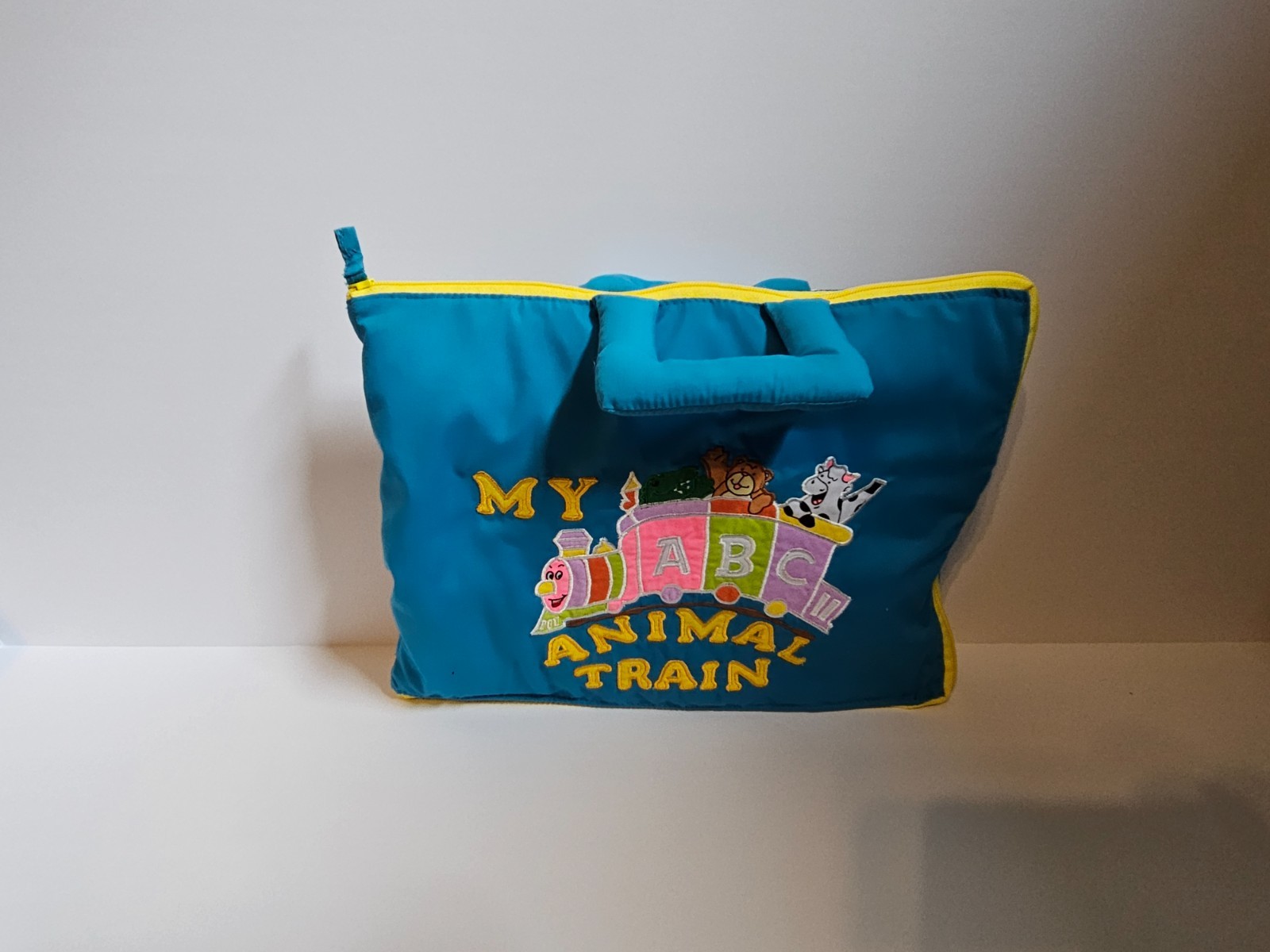 Pockets of Learning Goldelocks and the Three Bears and Alphabet Train Set