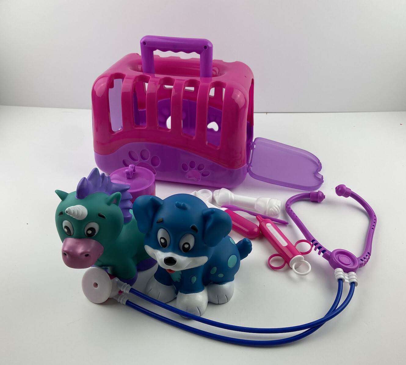 Toy Box Vet Playset vet set dog unicorn lot carry case