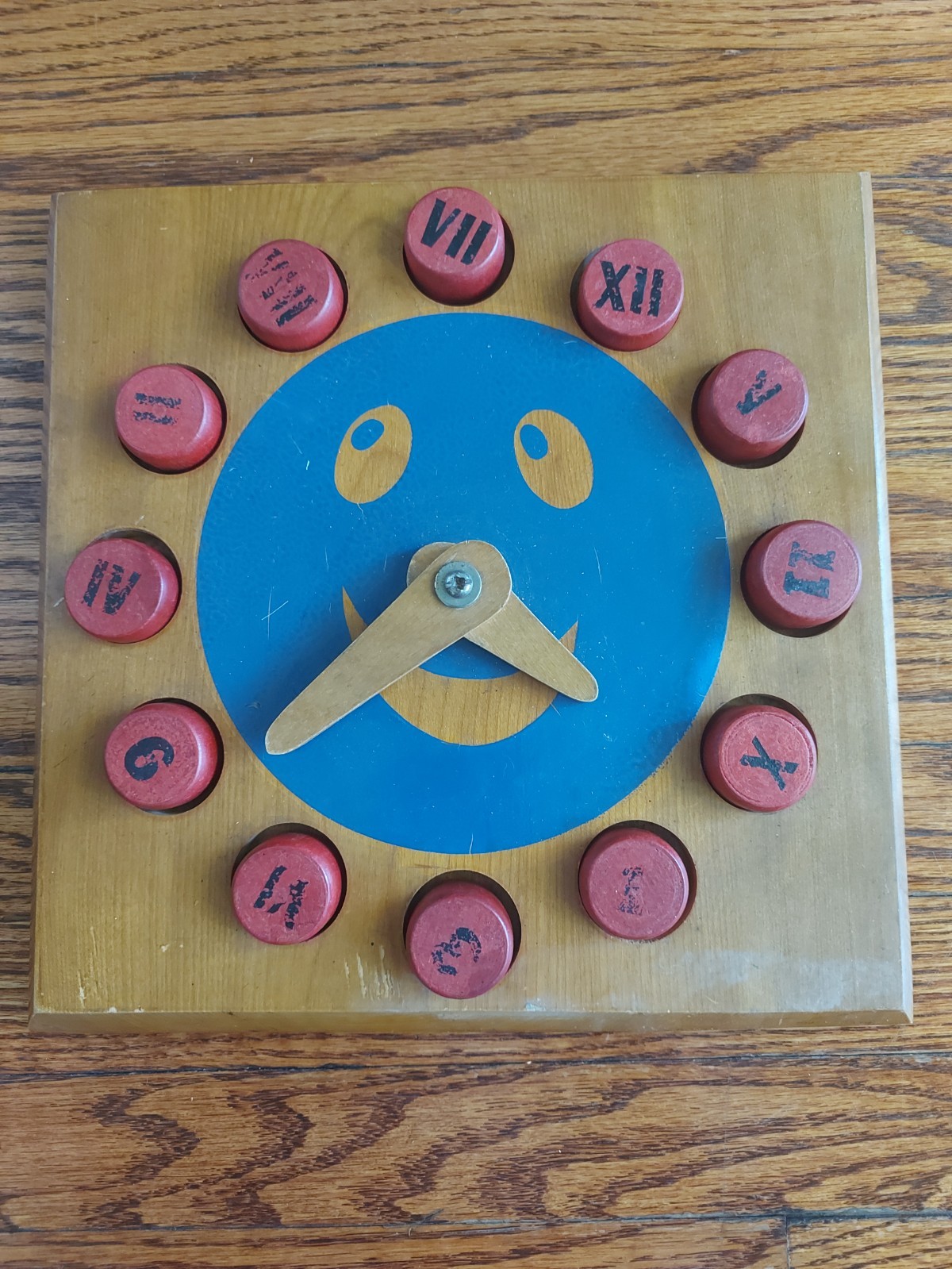 VINTAGE (1950’S/60’S?) ALL WOOD SOMERVILLE KIDS CLOCK & TIME TEACHING TOY