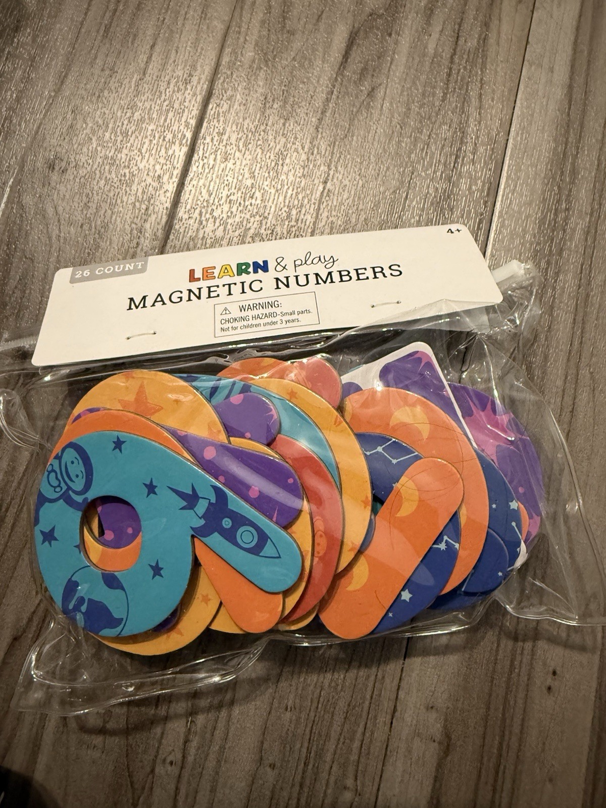 NEW TARGET Learn & Play 26 Magnetic Letters school teacher Numbers