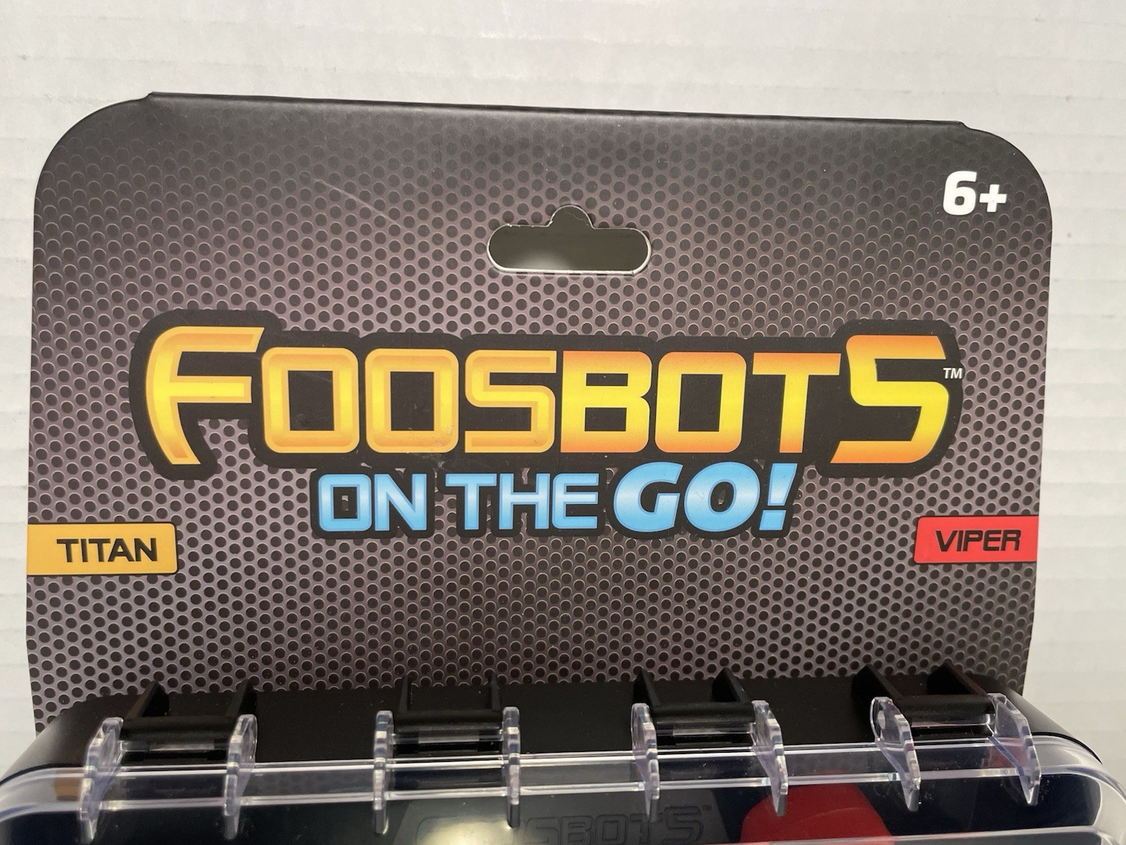 Foosbots – Set of 2 Foosbots with silicone goal lines and a ball – Table Game
