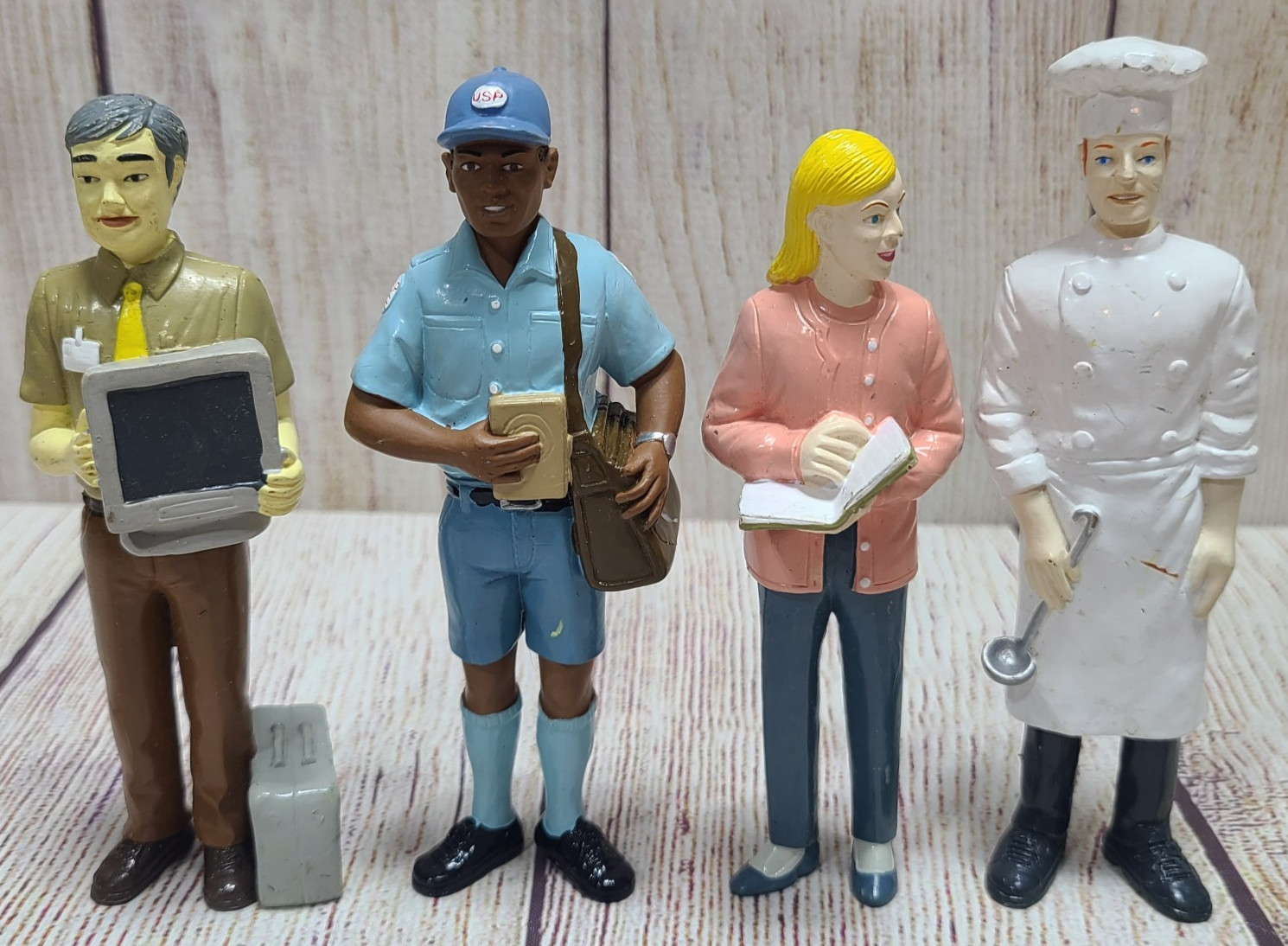 Vintage Lakeshore Learning Community Block Play People Figures 5″ Lot of 4