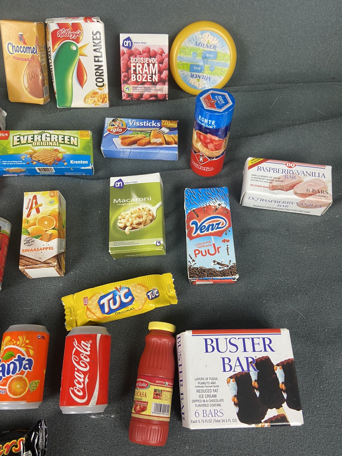 Mini Brands FOOD Lot Of 32 Pieces Zuru Preowned Accessories Dilly Bars Plus