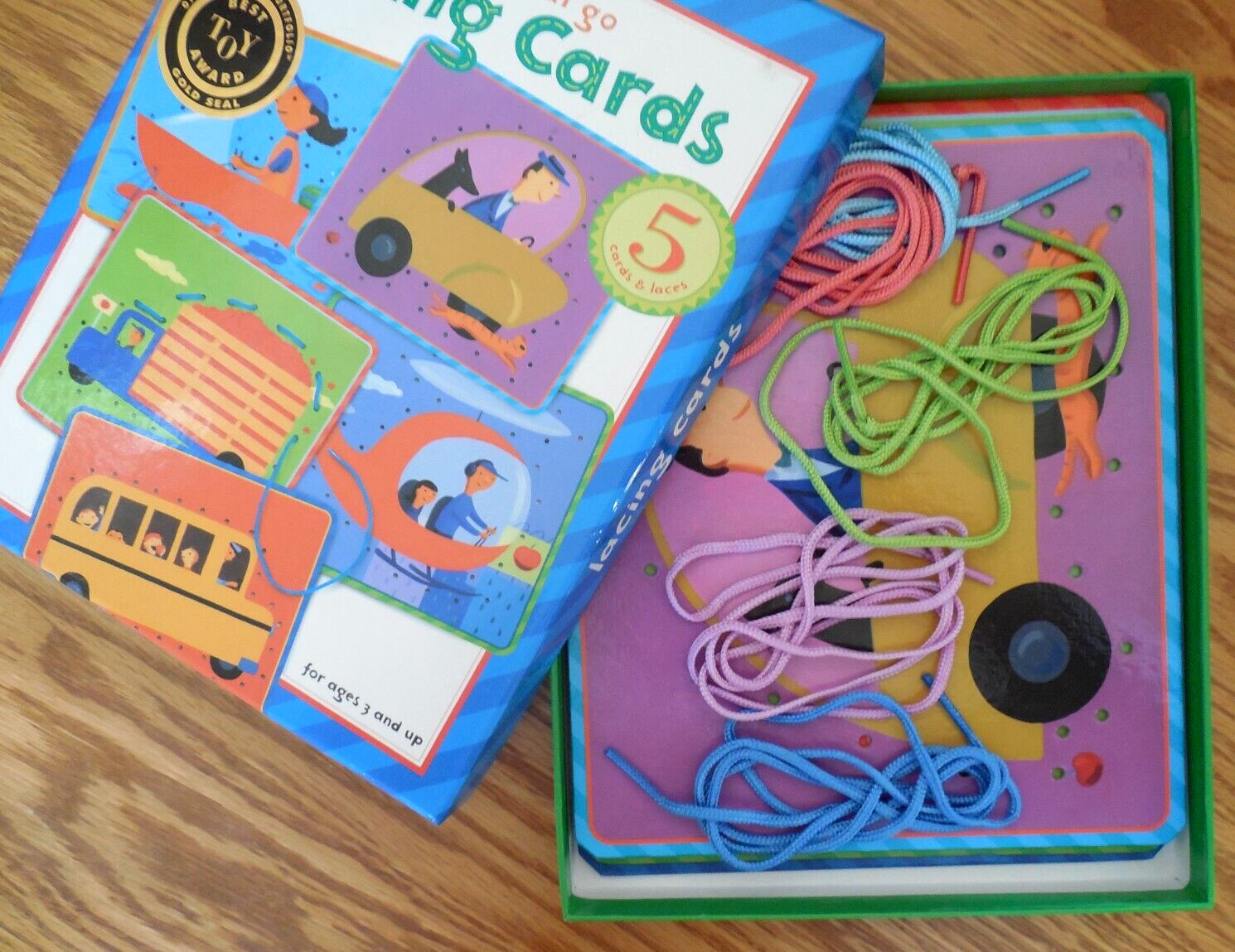 EUC 2003 eeBoo “Things That Go” Lacing Cards with 5 Cards & Laces