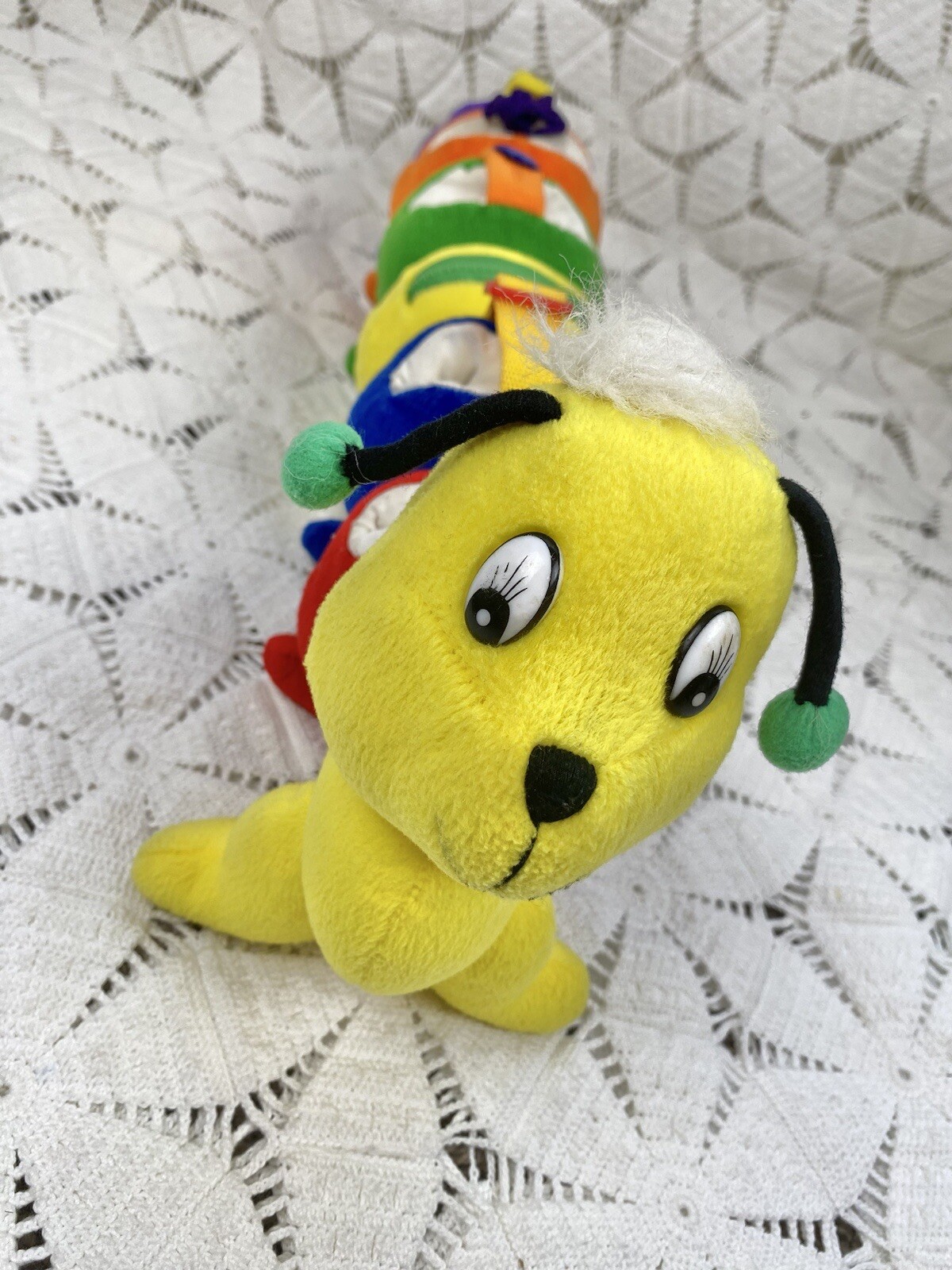 Discovery Toys 2000 Caterpillar Dress-A-Pillar Plush Learning Toy 21″ Preloved