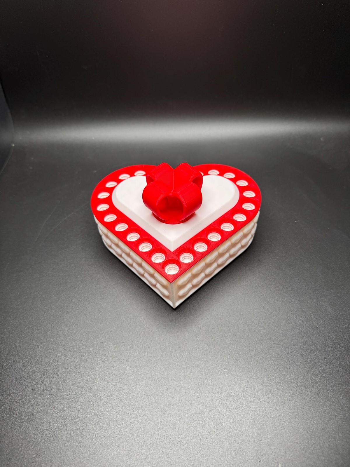 Annoying Valentines Gift Box – Unlock the Heart by Unscrewing Every Screw!
