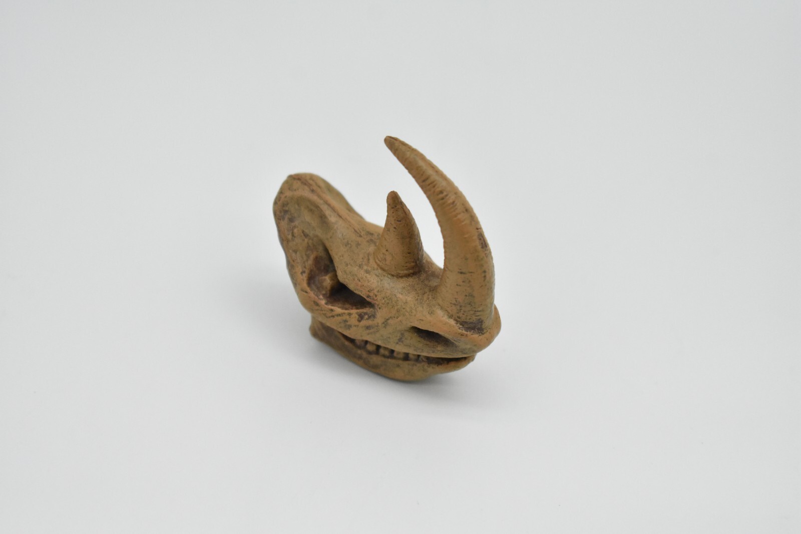 Woolly Rhino Skull, Rhinoceros, Fossil, Realistic Model Toy 1 1/2″ F3132 B224