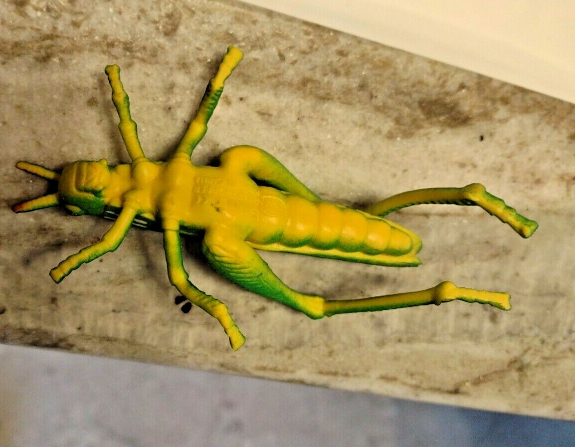 Green 4″ Grasshopper 1994 CE China Replica T1