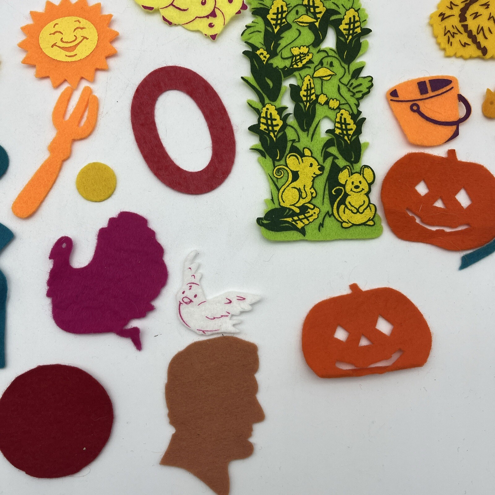 Vintage Felt Board Storyboard Figures & Characters Lot