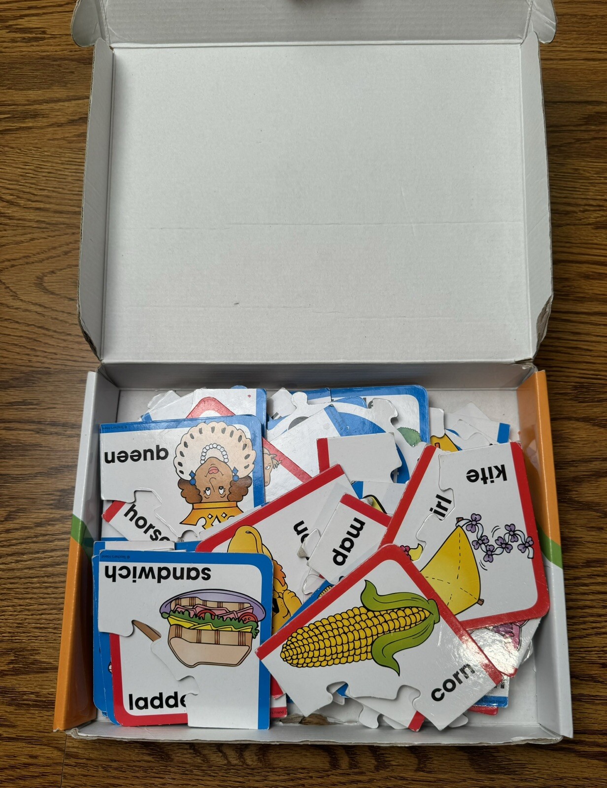 Scholastic Learning Puzzles Beginning Sounds Ages 5+
