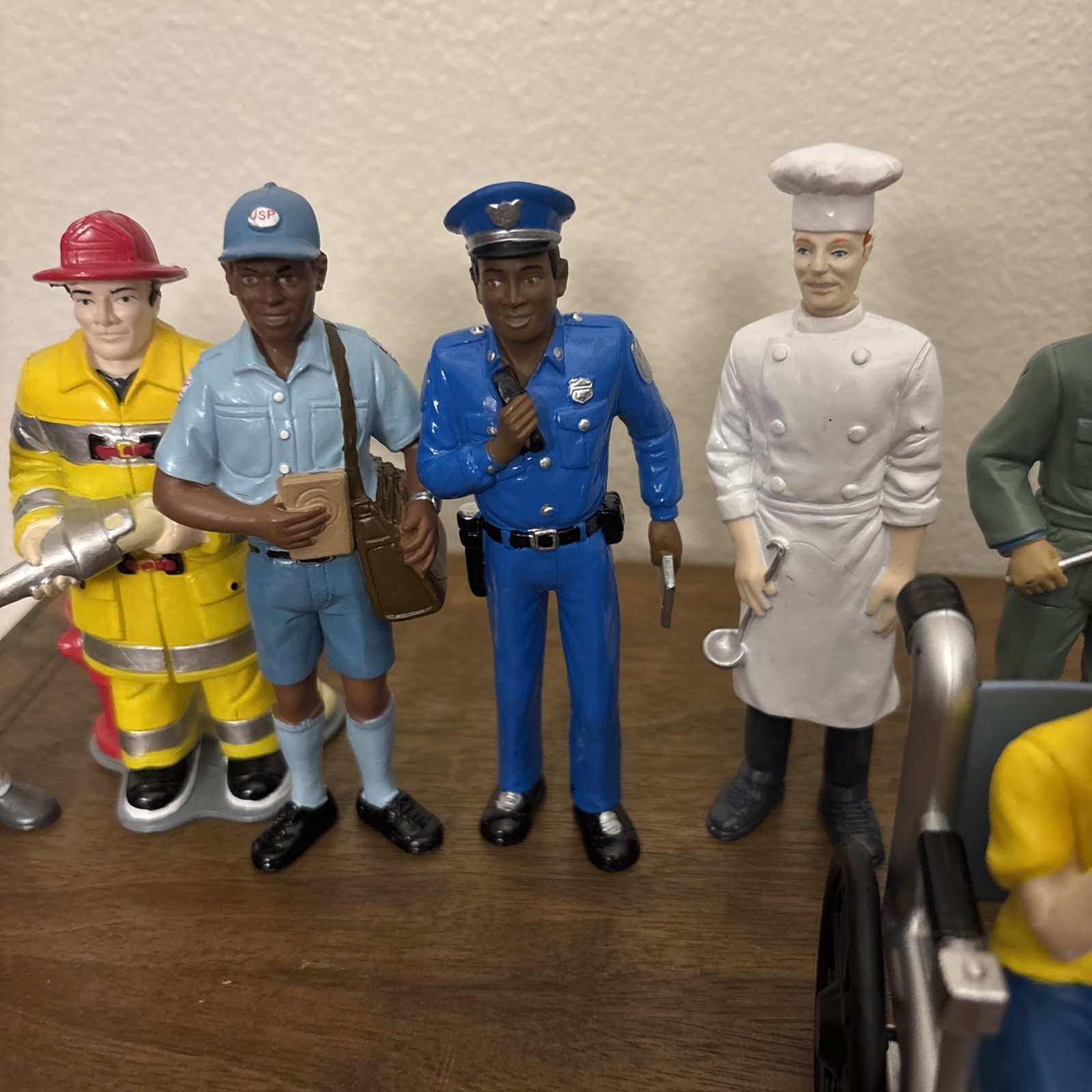 Professional Career Inclusion Figures Diversity Play Education – Lot Of 16
