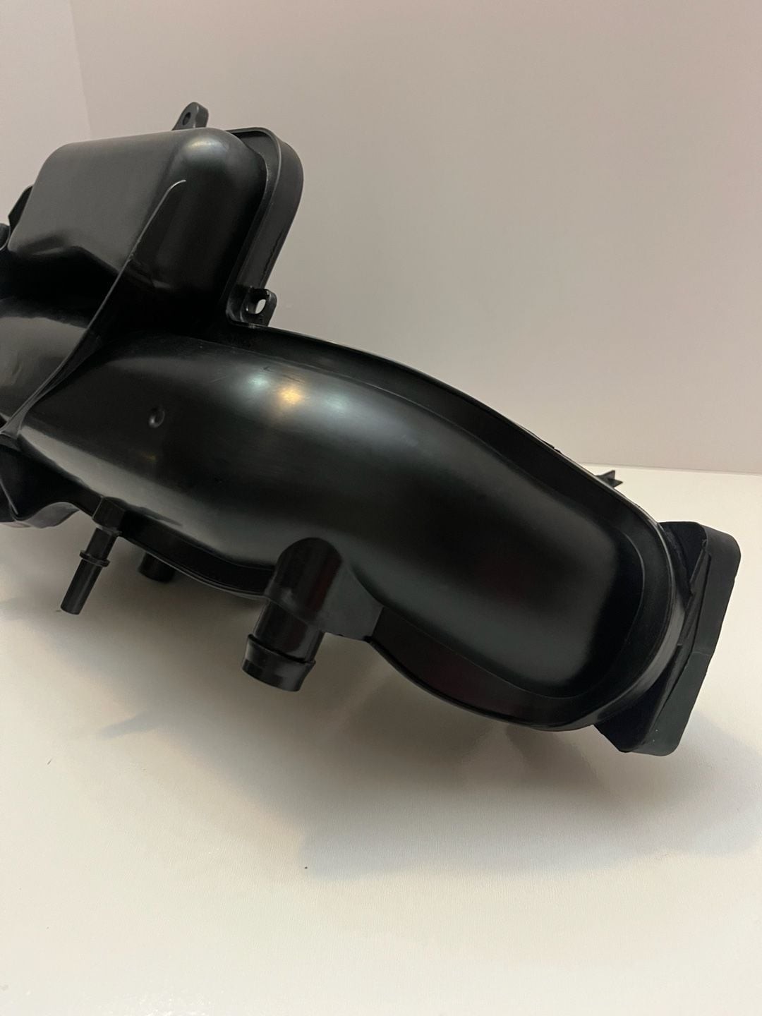 Intake Manifold Assembly Fits Chevy Cruze Sonic Trax Buick Encore 25200449