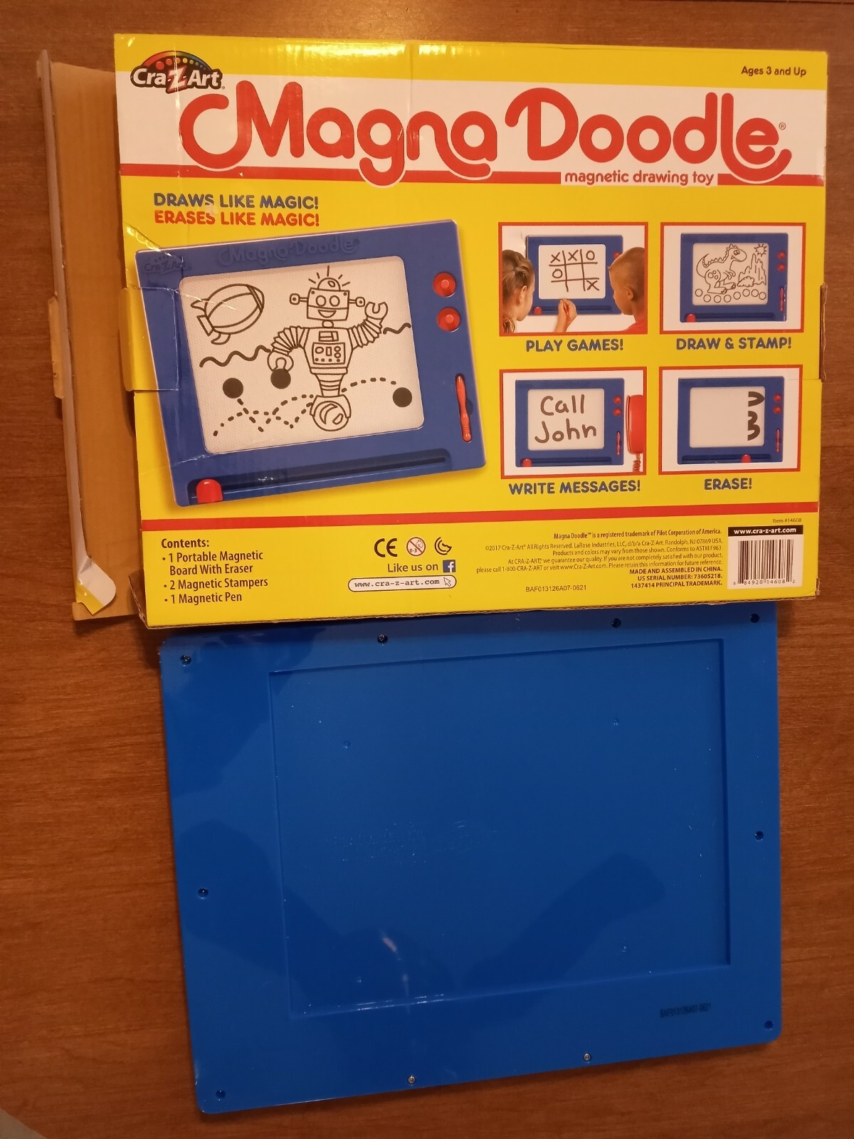Cra-Z-Art 14608 Retro Magna Doodle Drawing Pen Stamps Toy Box 2017 Complete Used