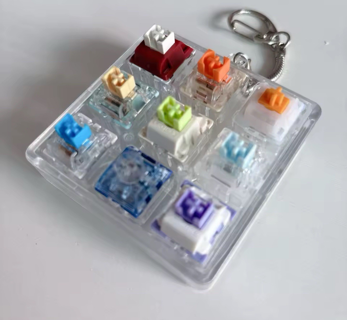 Keyboard Fidget Toy Fidget Keyboard Keychain for Travel Kids Adults School