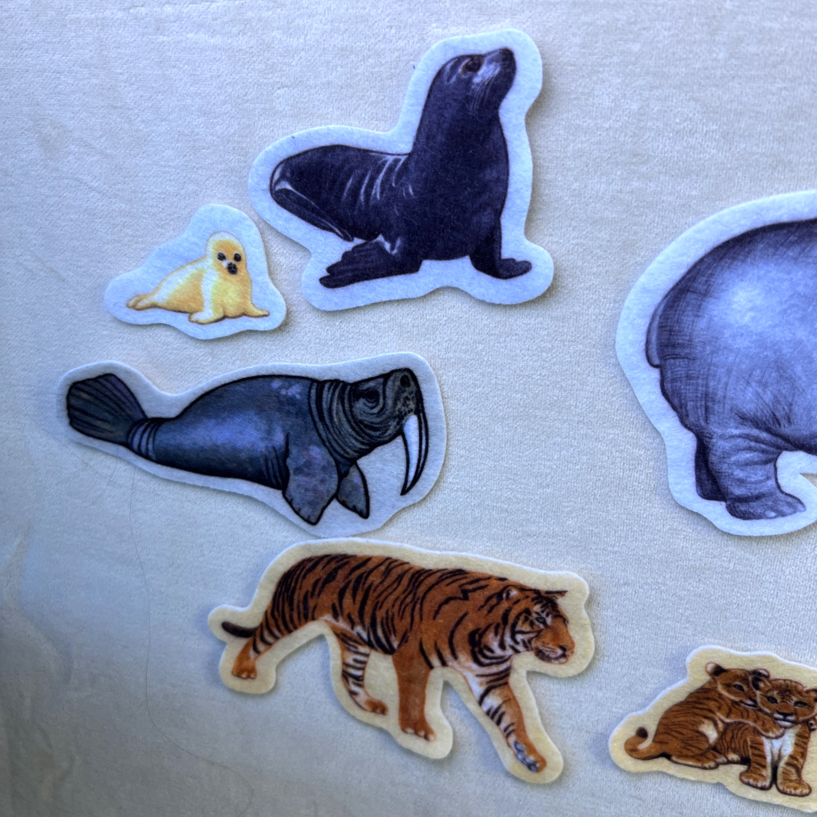 Little Folk Visuals Wild Animals Felt Precut Set of 23 Flannel Storyboard Kids