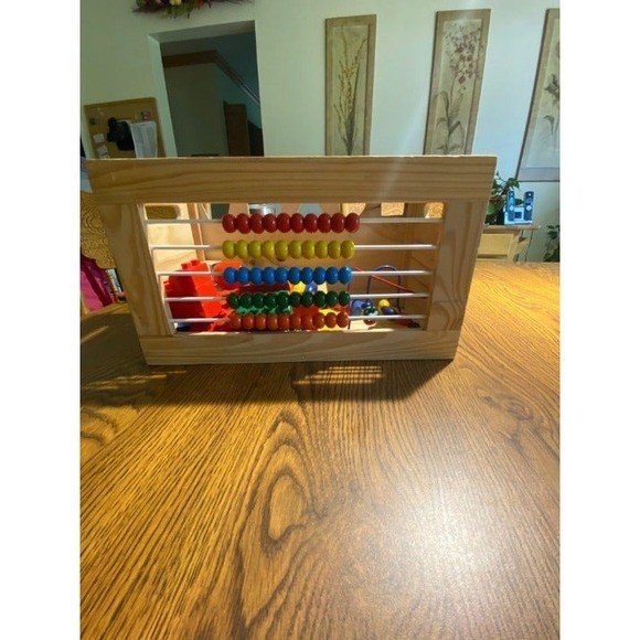 Wooden Toy Box wi. Abacus on 1 Side