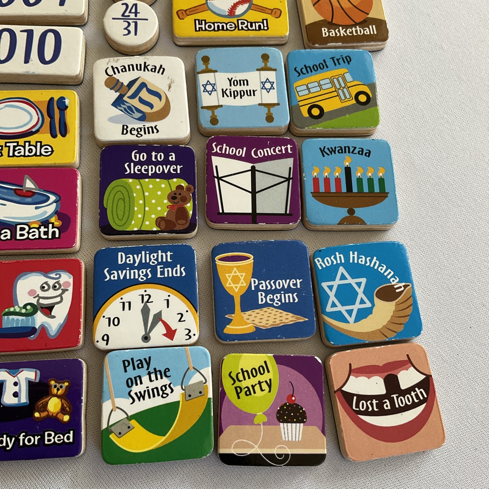 Melissa & Doug Daily Calendar Magnets Replacement Pieces Activities Events 28