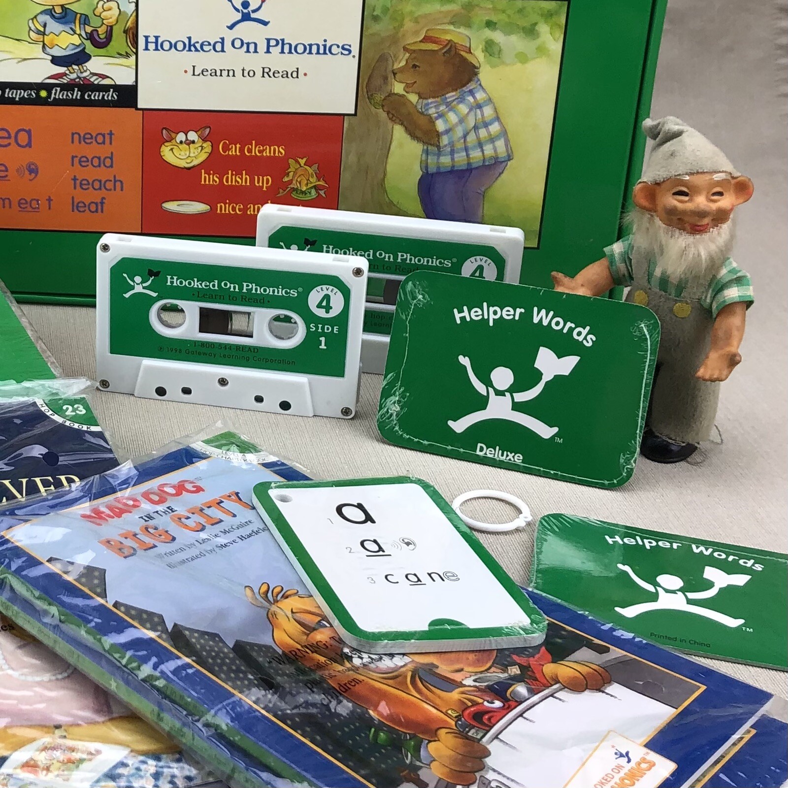 Level 4 Hooked on Phonics Complete Box Set Workbook Cassette Tape More GREEN