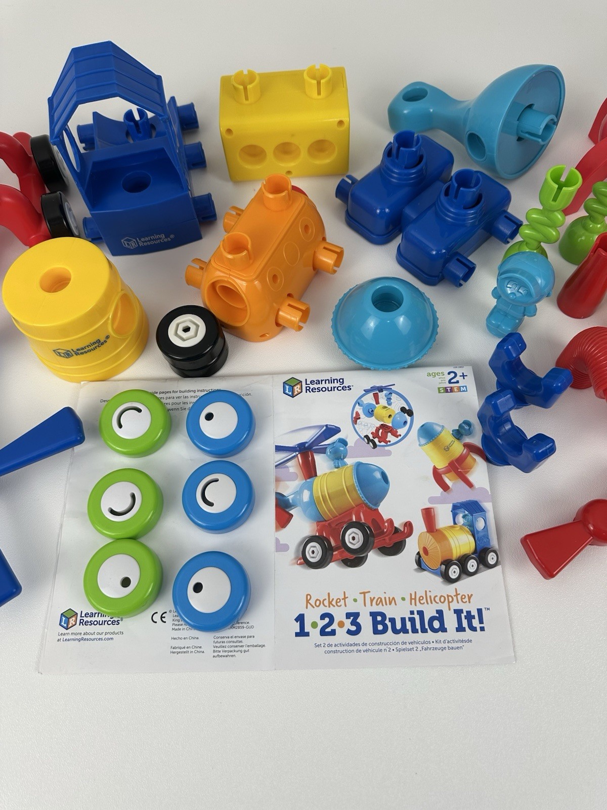 1-2-3 Build It! Rocket-Train-Helicopter Creative Thinking Plus Extra Pieces