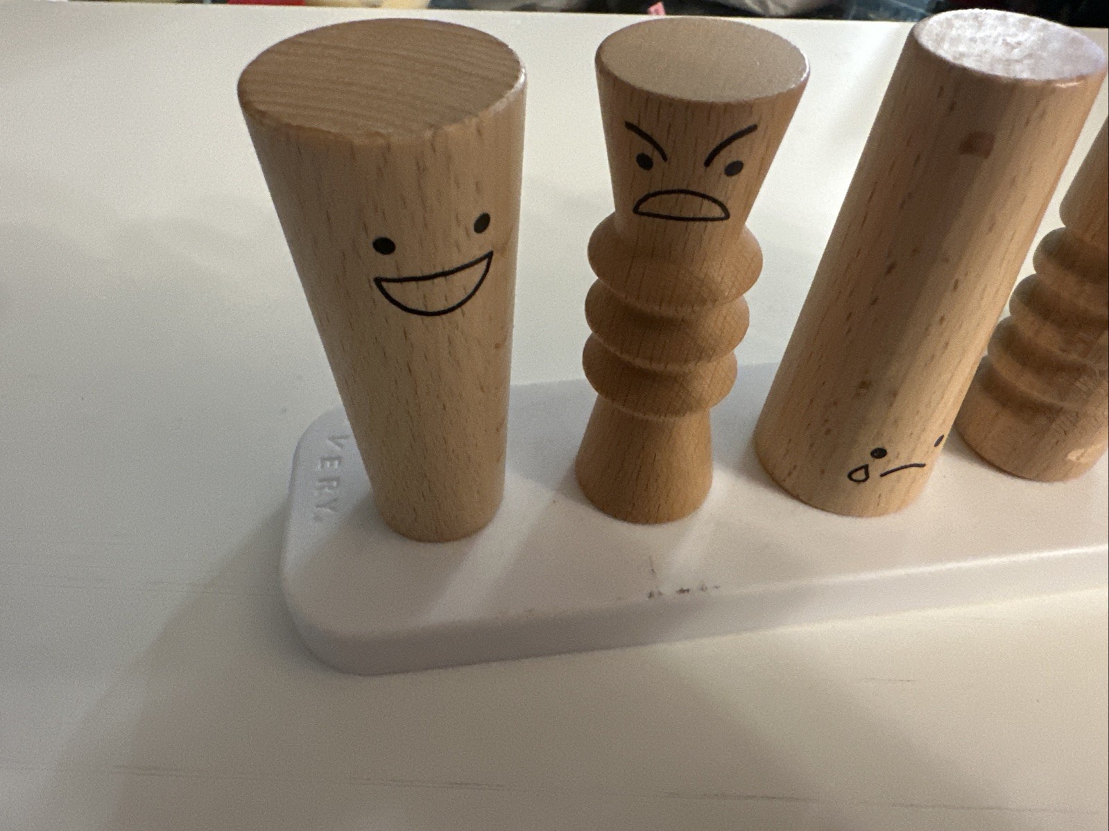 Lovevery Wooden Emotion Peg Dolls Set Montessori Kids Educational Toy Faces Q46