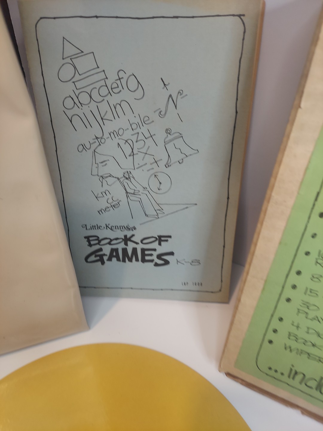 Vintage Little Kennys Game Maker Set Book Of Games Spinner Mat Crayons Flash