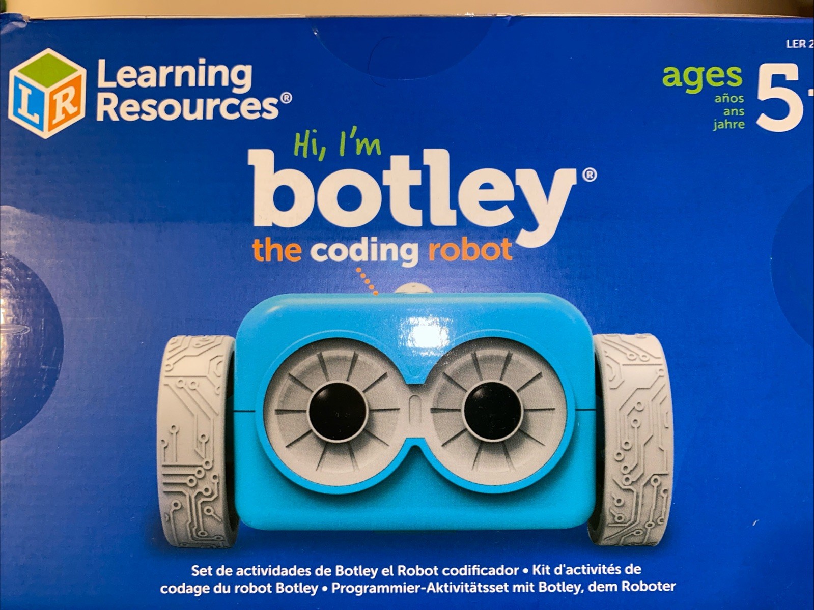 NEW Learning Resources LER2935 Botley The Coding Robot Activity Set 77 Pieces