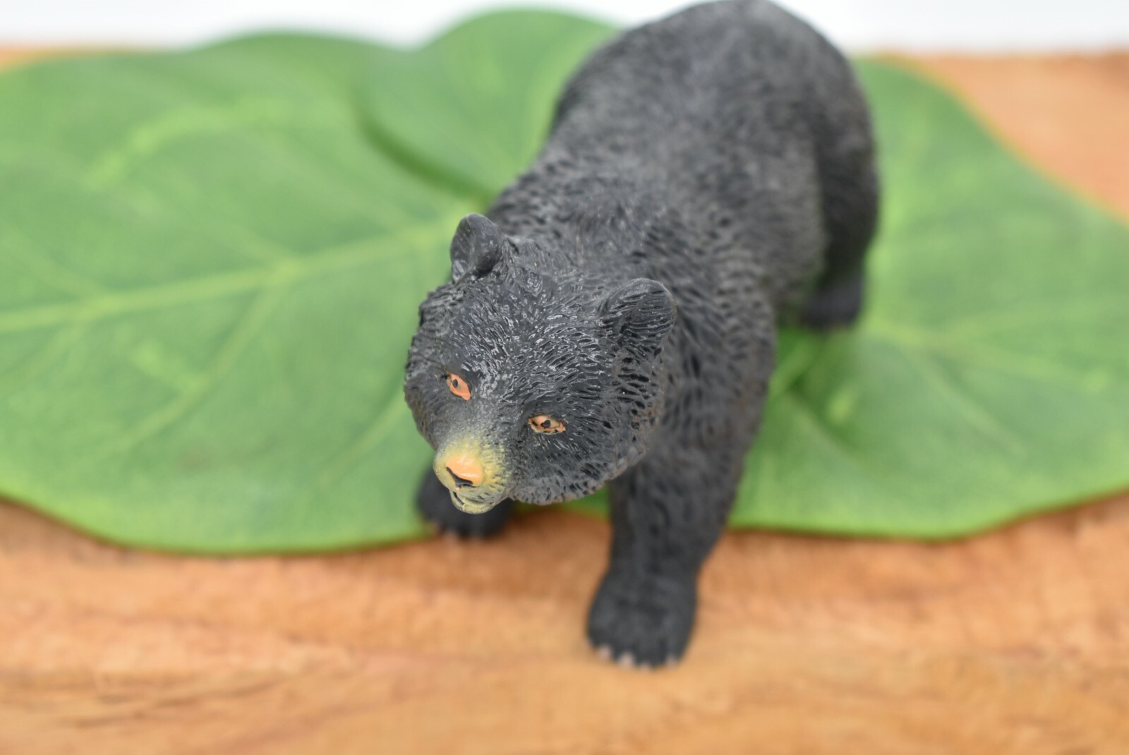 Black Bear, Very Nice Plastic Replica Toy Model 4.5″L x 2.3″H – OK08-B613