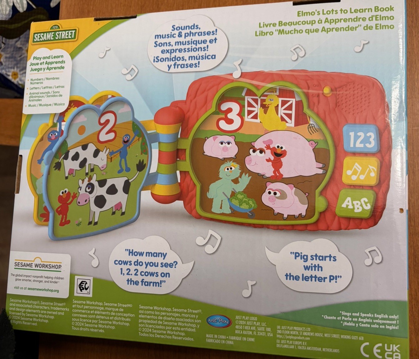 Sesame Street Elmo’s Lot To Learn Book – Elmo Goes To The Farm NEW