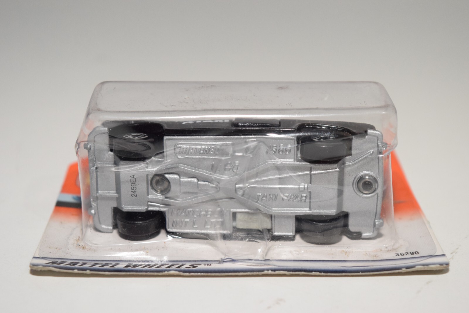 A94 1:64 3 INCH MATCHBOX LESNEY 9 AUSTIN LONDON TAXI BLACK SHORT CARD