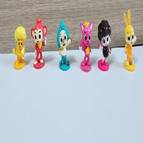 Pinkfong official figure set baby shark family or pinkfong and hogi toy