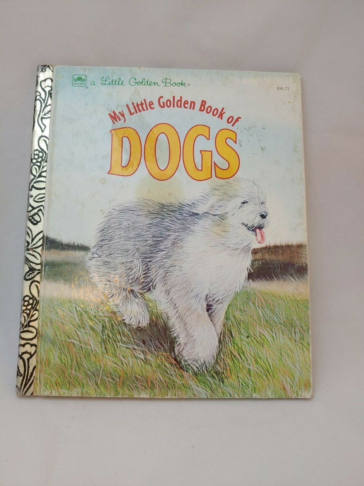 CHOOSE 1 LITTLE GOLDEN BOOK – Variety of books see description