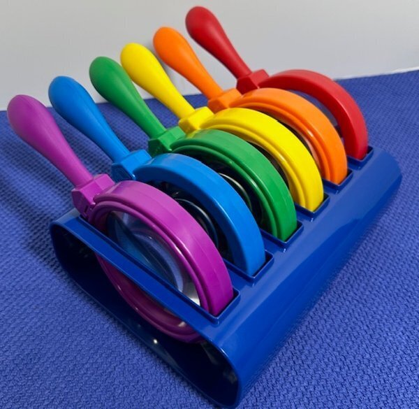 Jumbo Magnifiers by Learning Resources Set of 6 Magnifiers w/ stand Pre-K or 3+