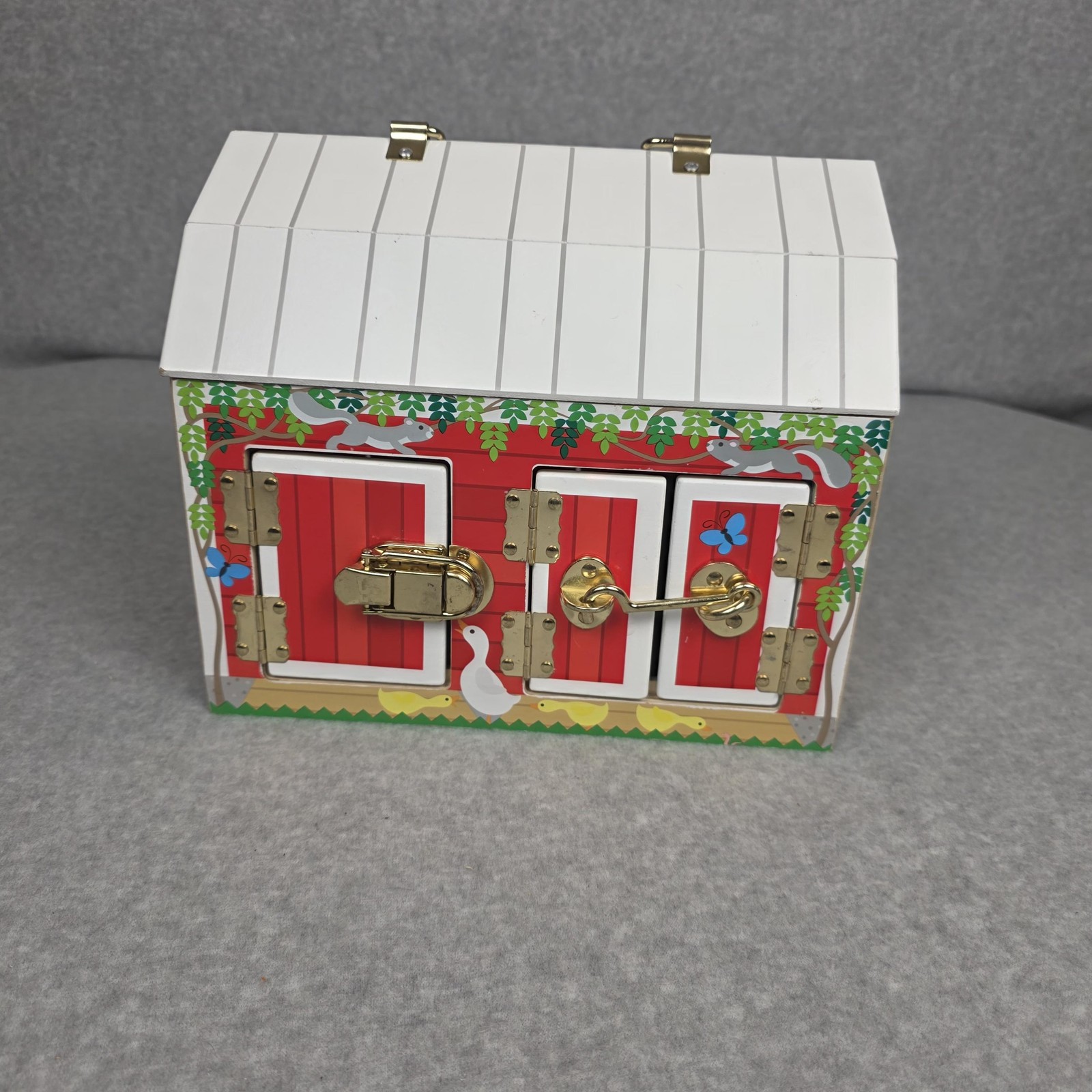 Melissa & Doug Wooden Latches Barn Toy Building Red Farm Animals Kids Playset